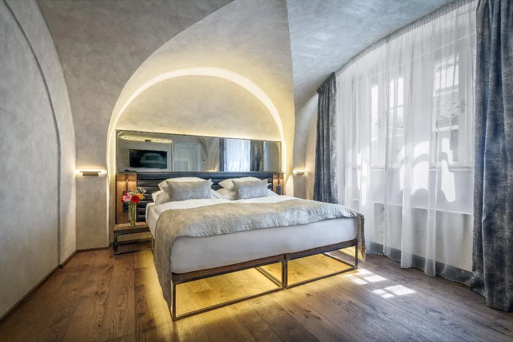 Double or Twin STANDARD Room, Hotel Waldstein, Prague