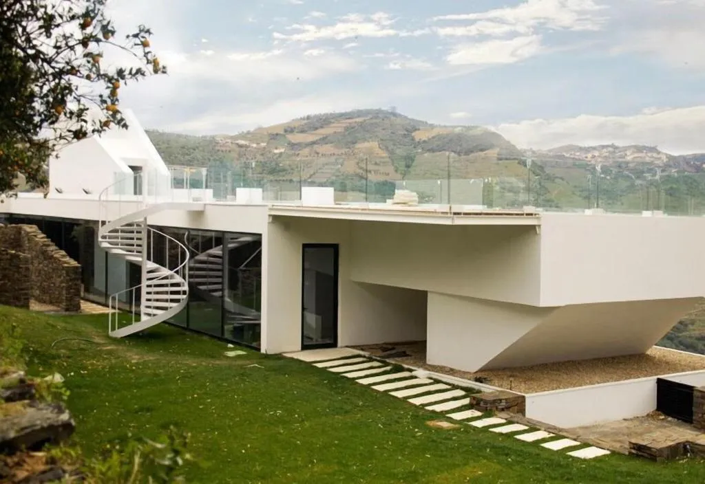 Terrace, Quinta De Casaldronho Wine Hotel, Porto