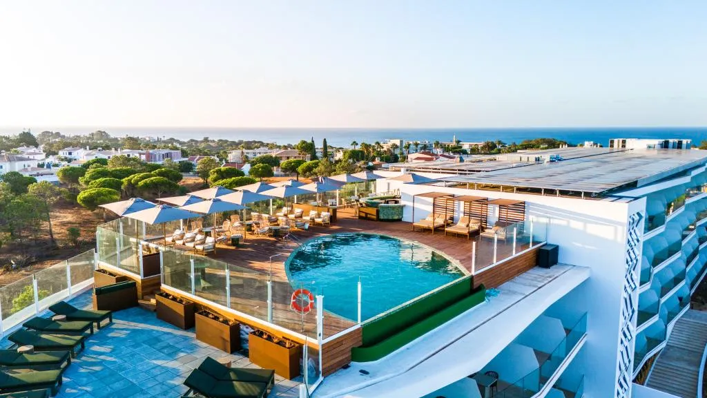 Pool, Castelo Suites Hotel, Algarve