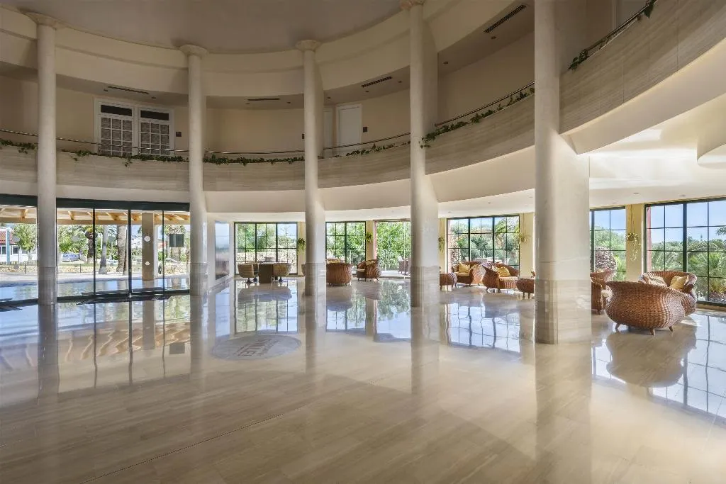 Lobby, Seth Punta Prima, Menorca