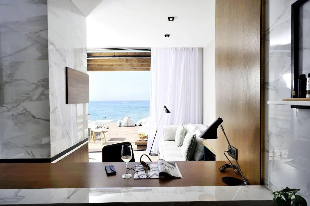 Room, Dyo Suites, Crete