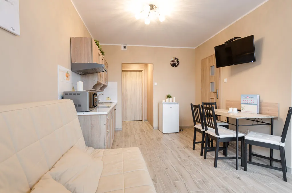 STUDIO CAPACITY 4 Room, Dom & House Apart Chmielna Park, Gdansk