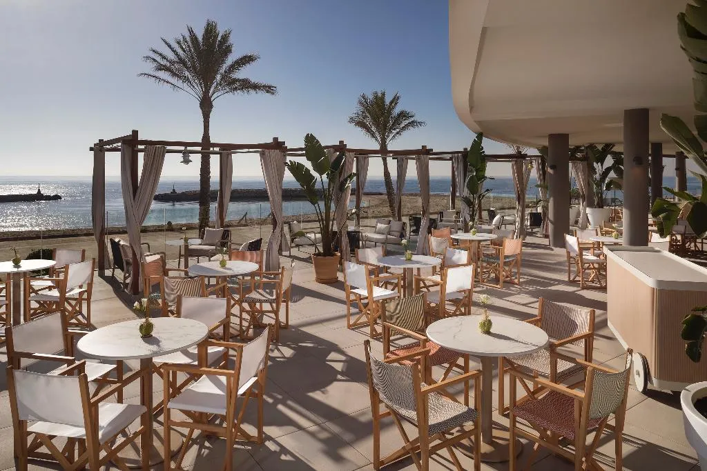 Terrace, ME Sitges Terramar, Costa Brava