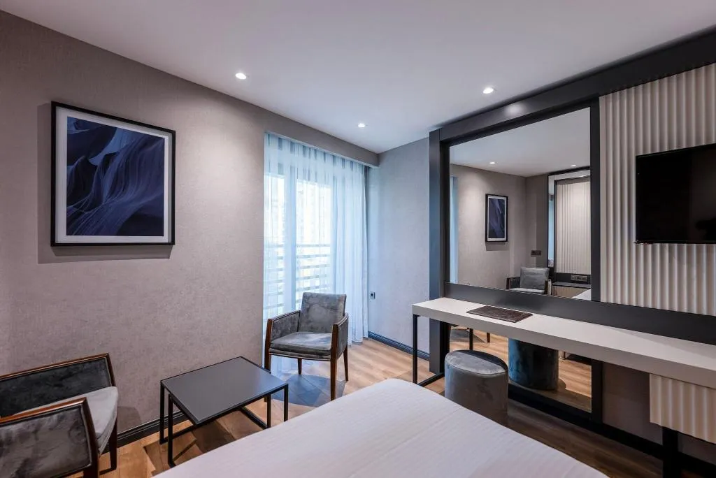 TWIN SUPERIOR Room, Four Points Express By Sheraton Antalya Lara, Antalya