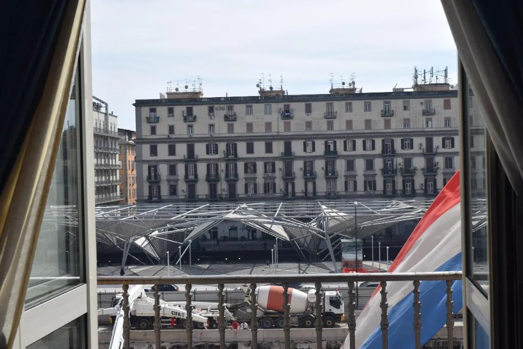 General view, New Sayonara, Naples