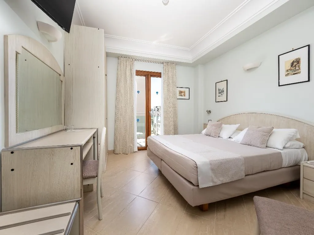 Double or Twin COMFORT Room, Comfort Hotel Gardenia Sorrento Coast, Naples
