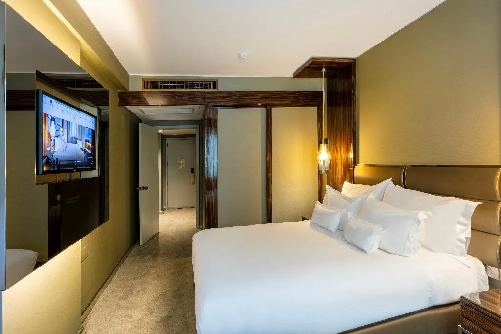 SINGLE DELUXE Room, Altis Grand Hotel, Lisbon