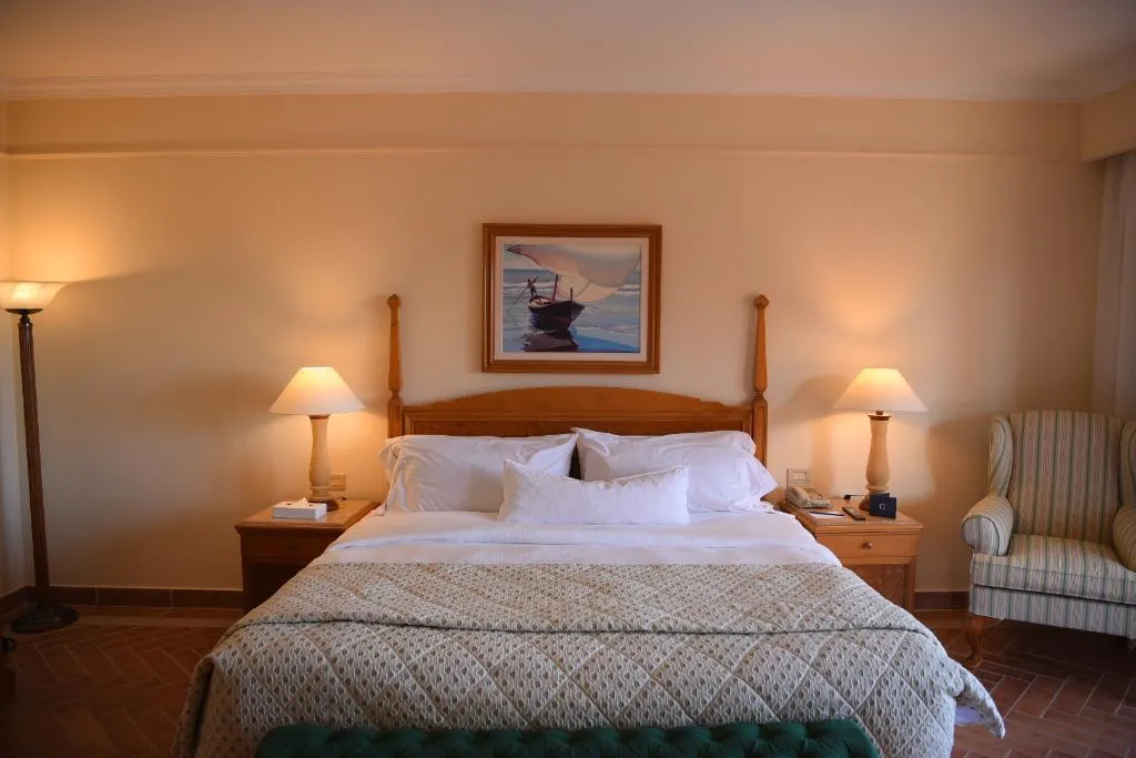 Room, The Cascades Golf Resort Spa and Thalasso, Red Sea Riviera