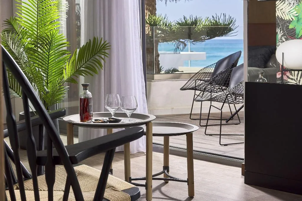 Room, Dyo Suites, Crete