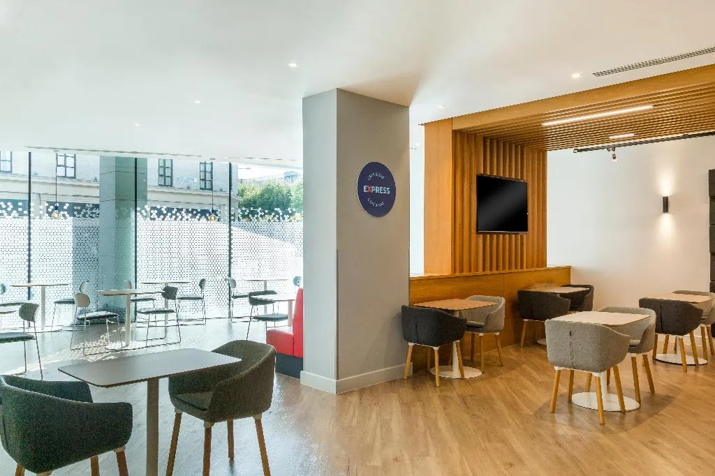 Restaurant, Holiday Inn Express Dublin City Centre, Dublin