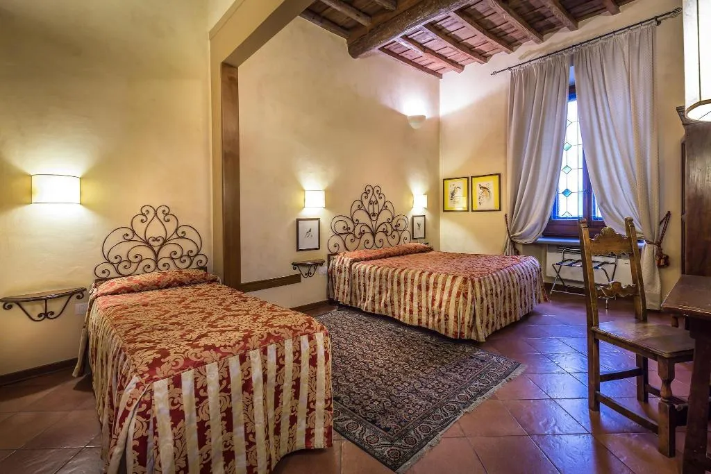 TRIPLE TWO BEDS Room, Mario's, Florence