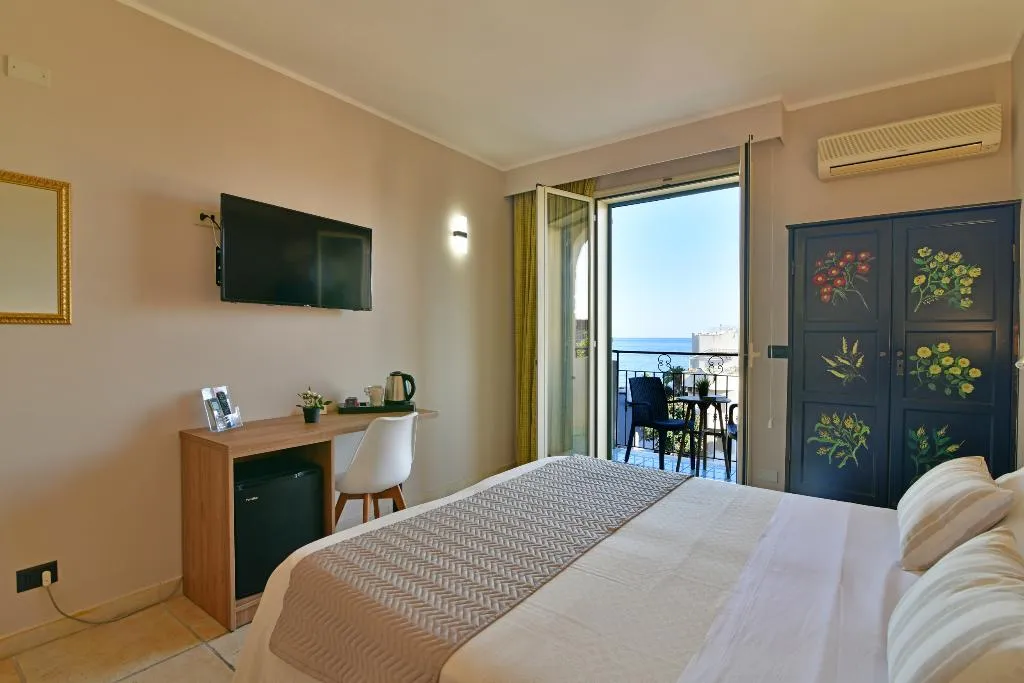 DOUBLE SUPERIOR Room, Villa Linda, Catania