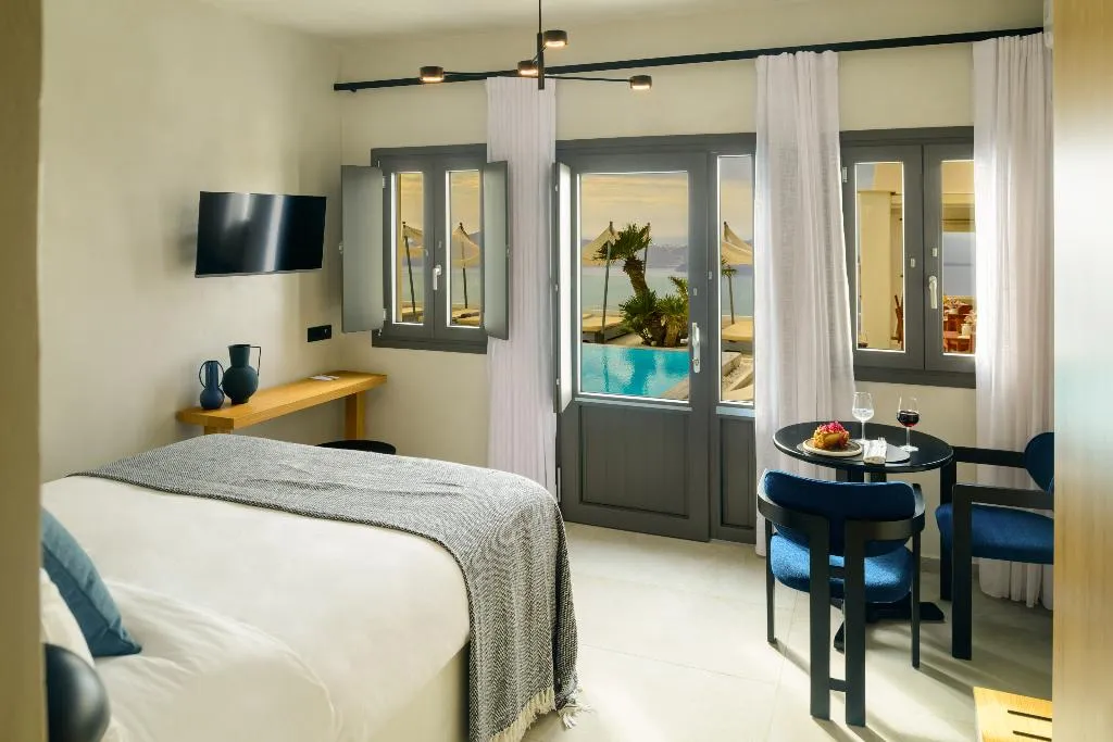 DOUBLE CLASSIC Room, Andromeda Villas, Santorini