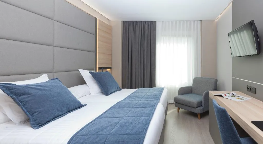 DOUBLE ECONOMY Room, Liabeny, Madrid