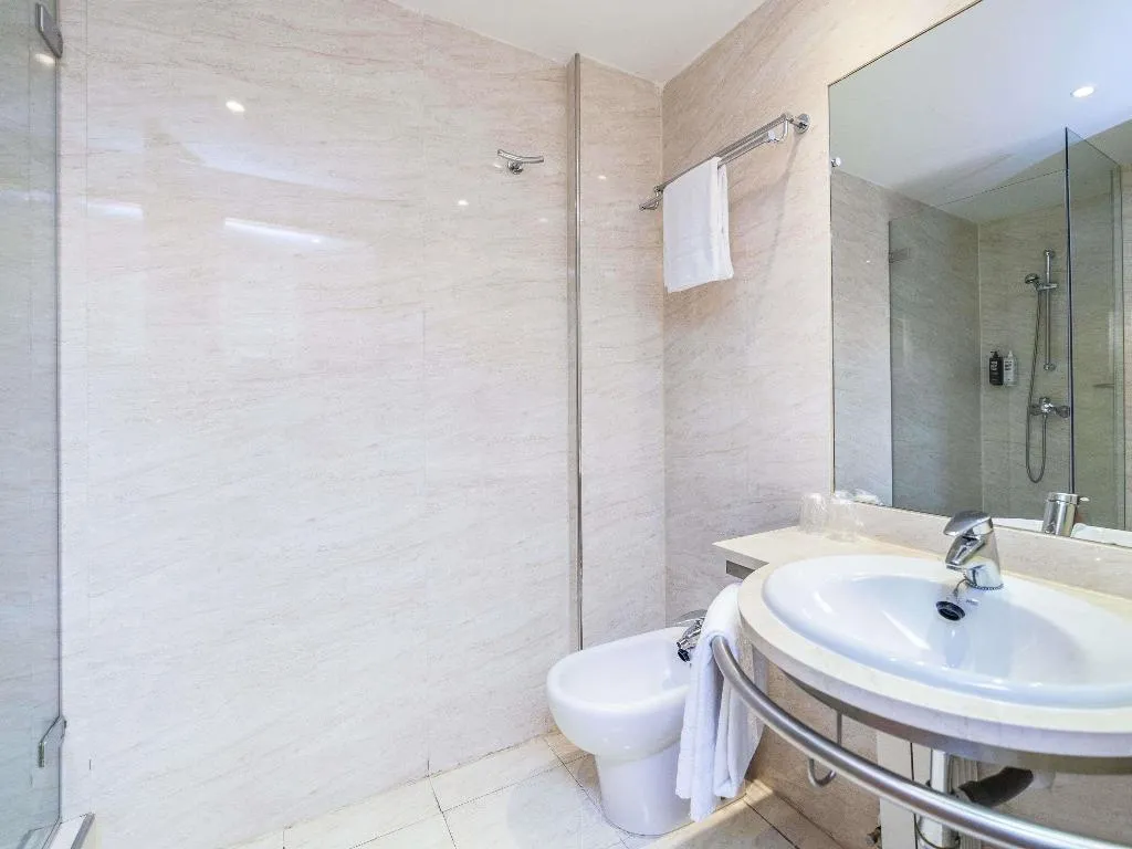 DOUBLE STANDARD Room, Ibis Madrid Alcala H Garena, Madrid