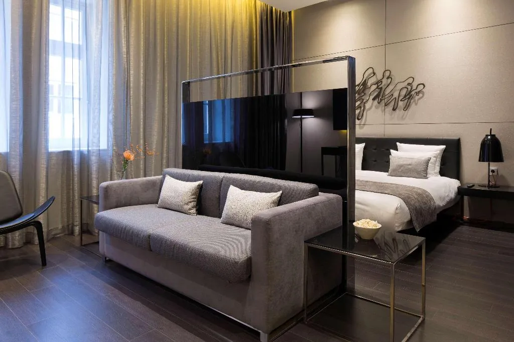 Room, art'otel amsterdam, Powered by Radisson Hotels, Amsterdam