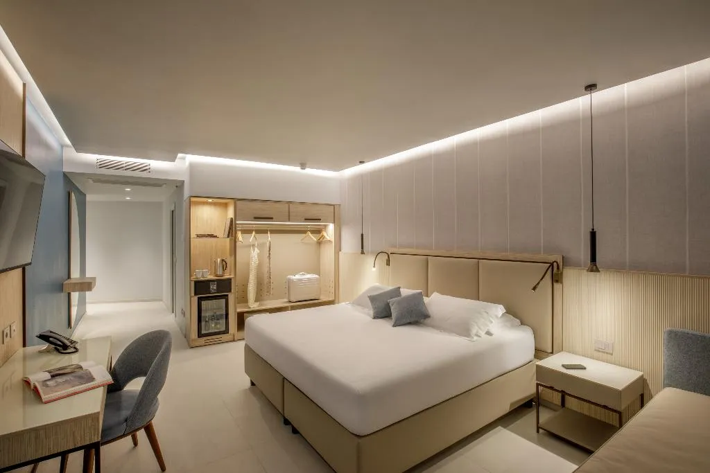 Double or Twin DELUXE SEA VIEW Room, Ambasciatori Suite Hotel, Venice