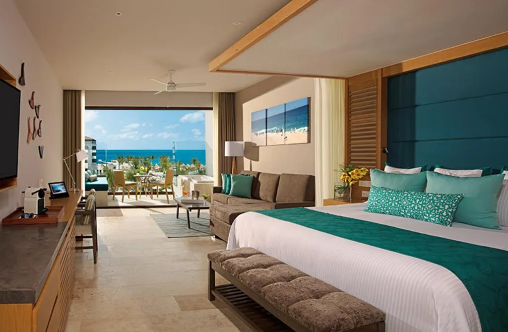 JUNIOR SUITE PARTIAL OCEAN VIEW KING BED Room, Dreams Playa Mujeres Golf & Spa Resorts, Cancun Area
