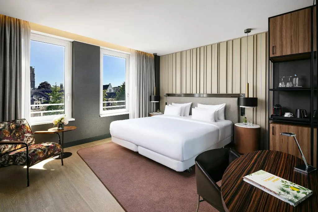 DOUBLE PREMIUM Room, NH Collection Amsterdam Flower Market, Amsterdam