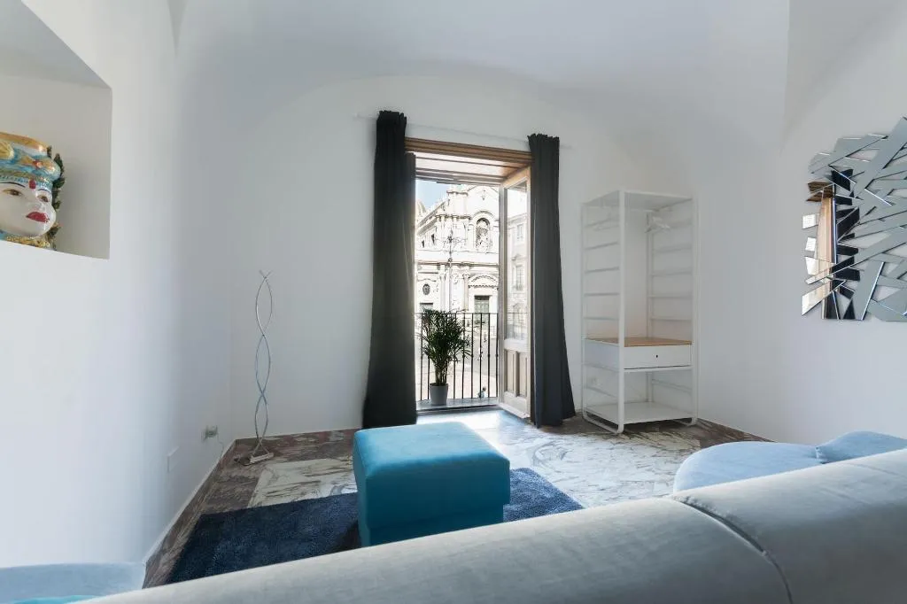 Room, Le Suites Del Duomo House, Catania