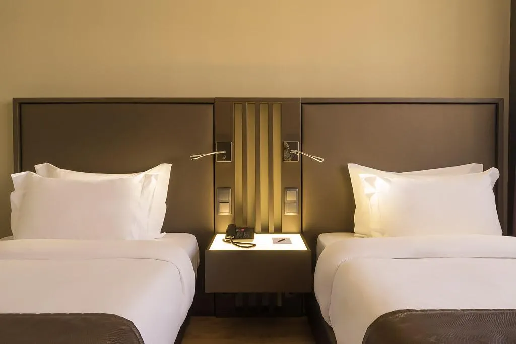 TWIN COMFORT Room, HF Fenix Lisboa, Lisbon