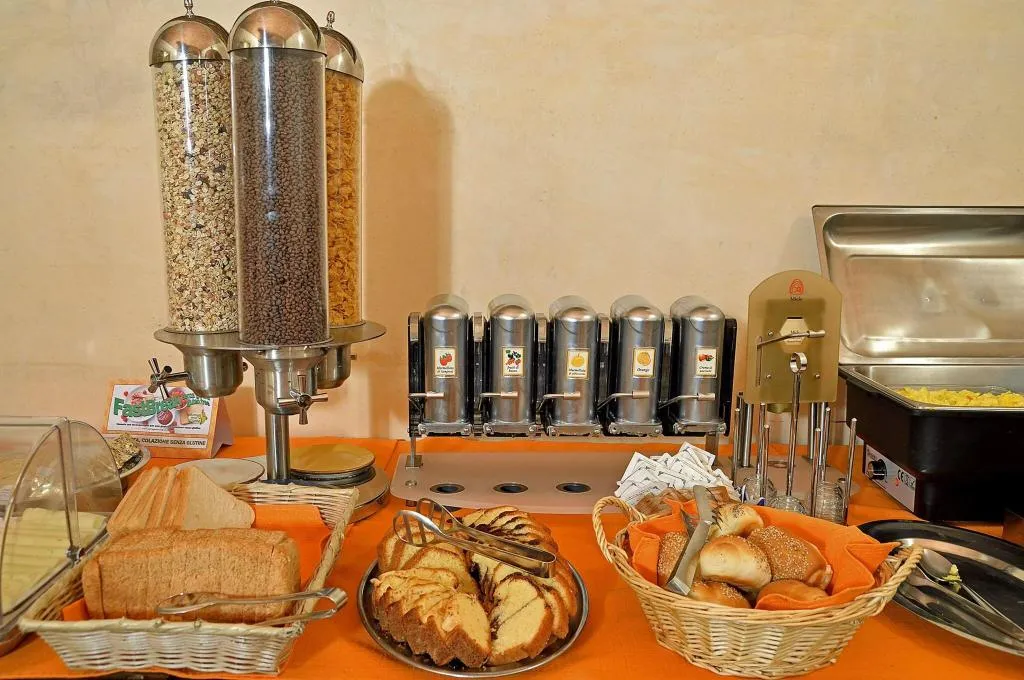 Restaurant, Porta Faenza, Florence