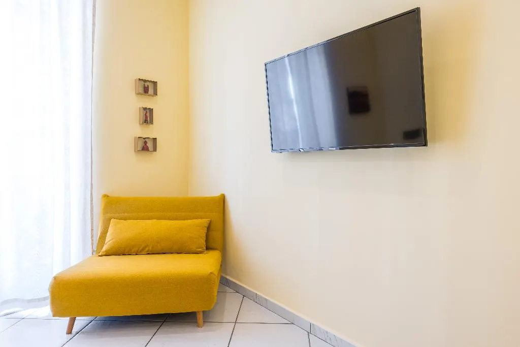 TRIPLE CLASSIC Room, La Casa Di Bruno, Naples