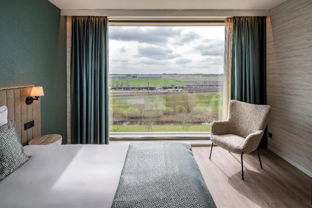 DOUBLE SUPERIOR Room, Ozo Hotels De President Amsterdam Schiphol Airport, Amsterdam