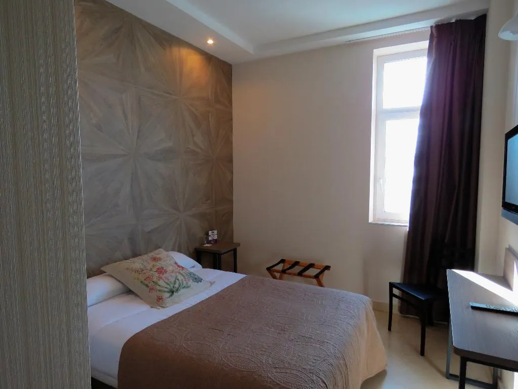 DOUBLE SINGLE USE STANDARD Room, Ciudad De Fuenlabrada, Madrid