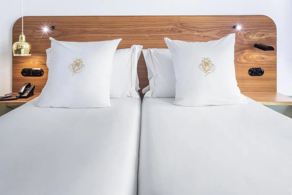 Room, One Shot Aliados Goldsmith, Porto