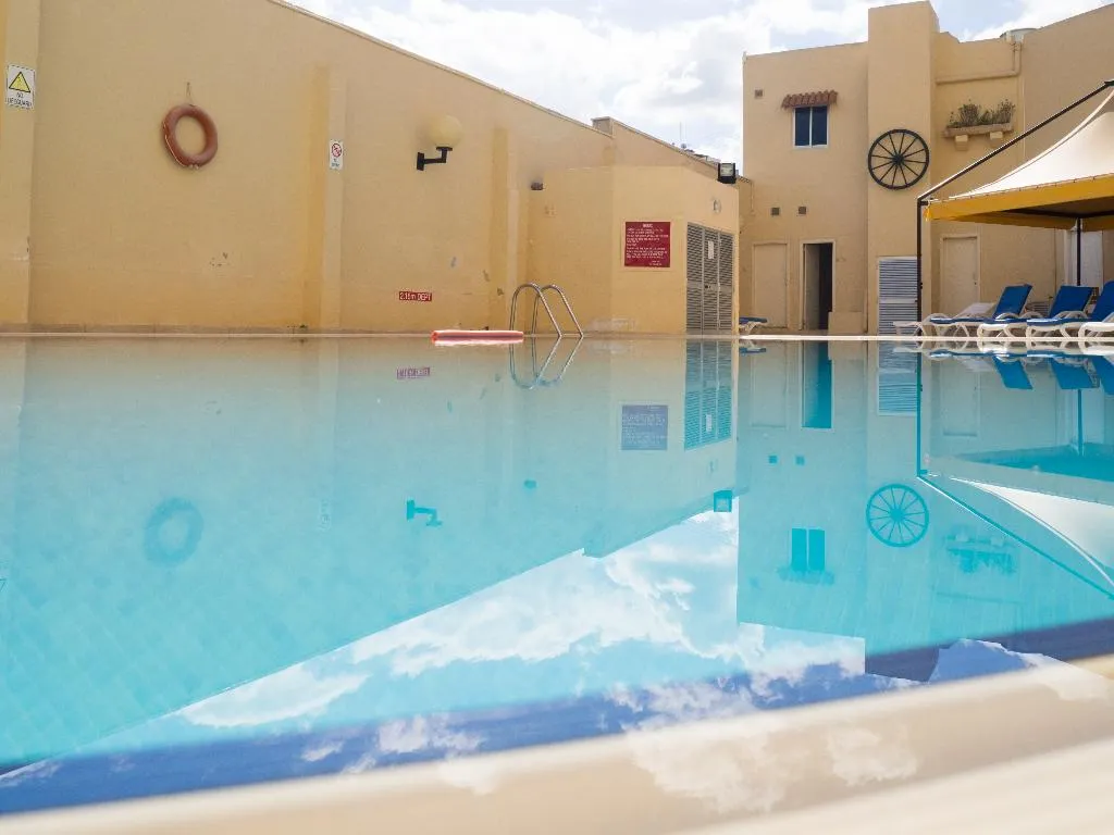 Pool, Mavina Hotel & Apartments, Malta