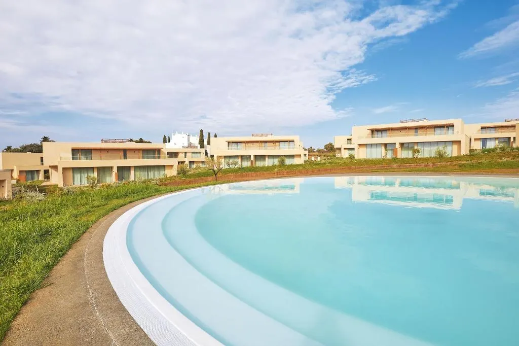 Sports and Entertainment, White Shell Beach Villas, Algarve