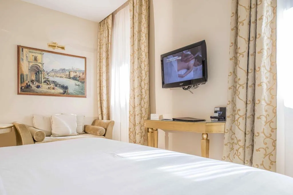 TWIN DELUXE Room, Golden Tower Hotel & Spa, Florence