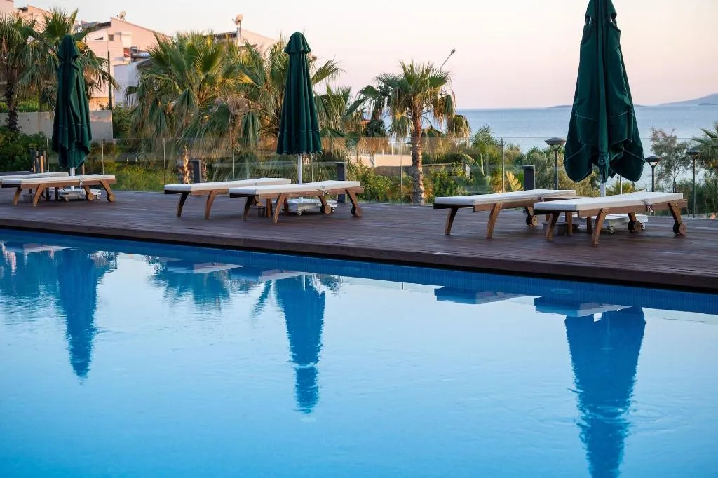 Terrace, On'Live Hotel, Izmir