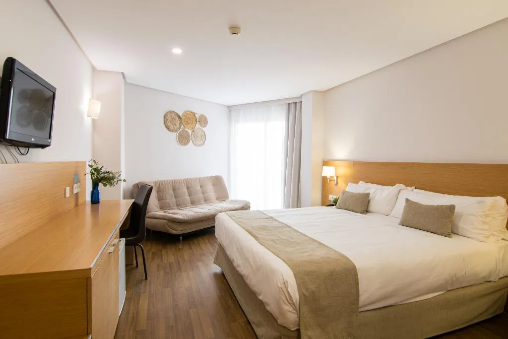 DOUBLE DELUXE Room, Cullera Holiday, Costa Blanca