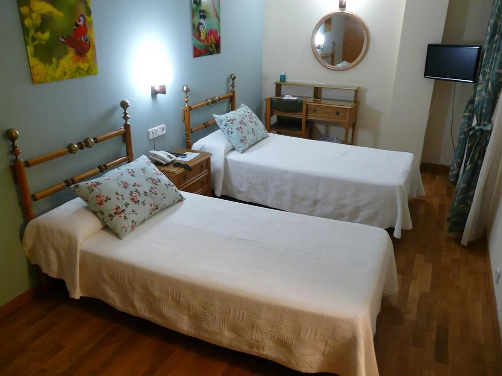 Double or Twin STANDARD Room, Nice, Costa Brava