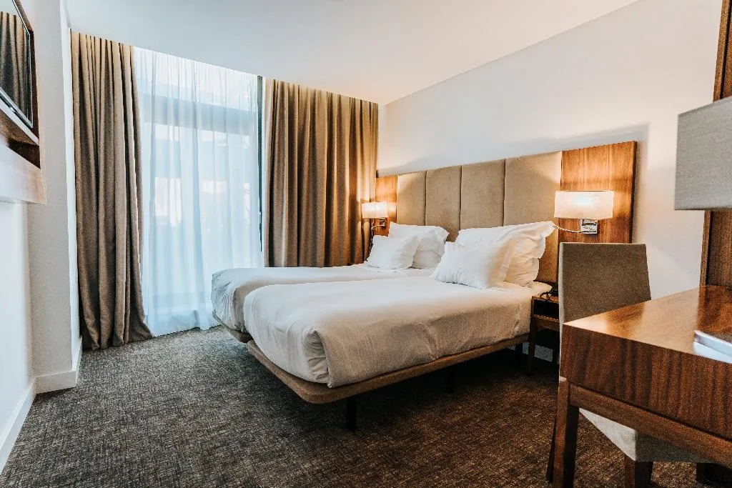 TWIN EXECUTIVE Room, Porto Downtown, Porto