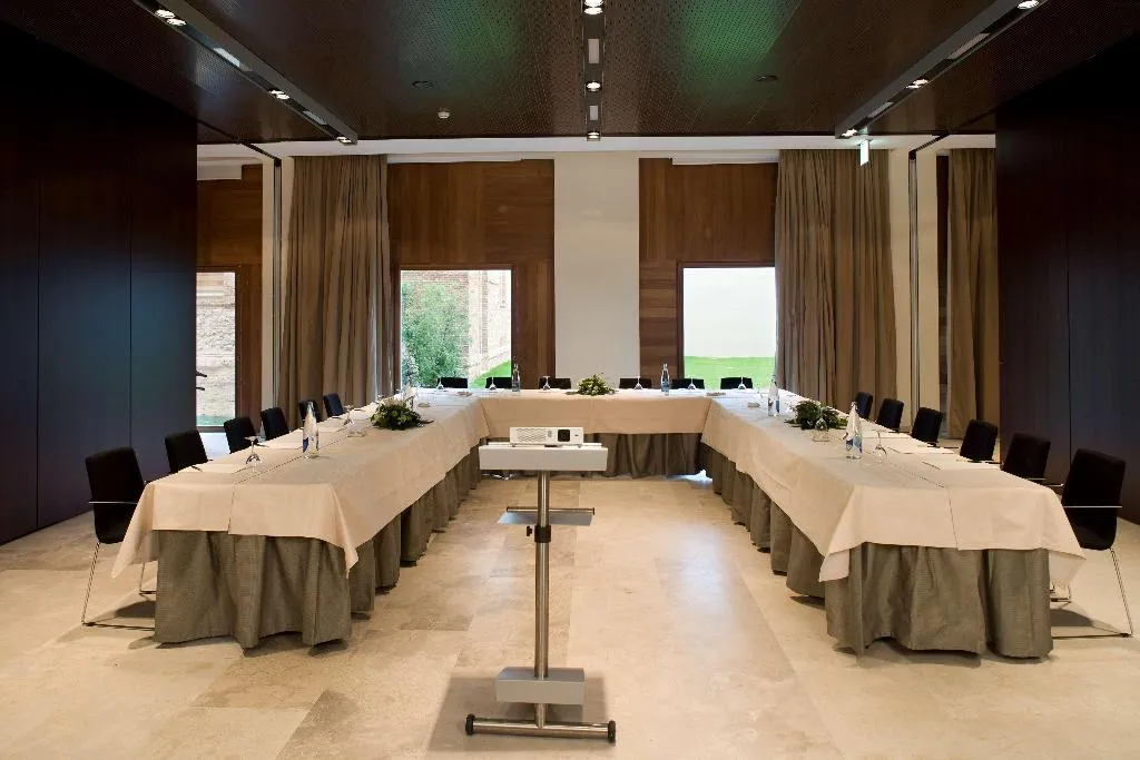 Conferences, Parador de Alcala de Henares, Madrid