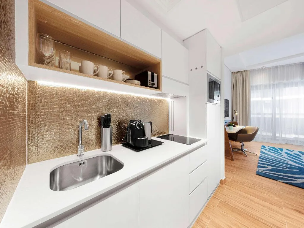 STUDIO KING SIZE BED Room, Adagio Premium The Palm, Dubai
