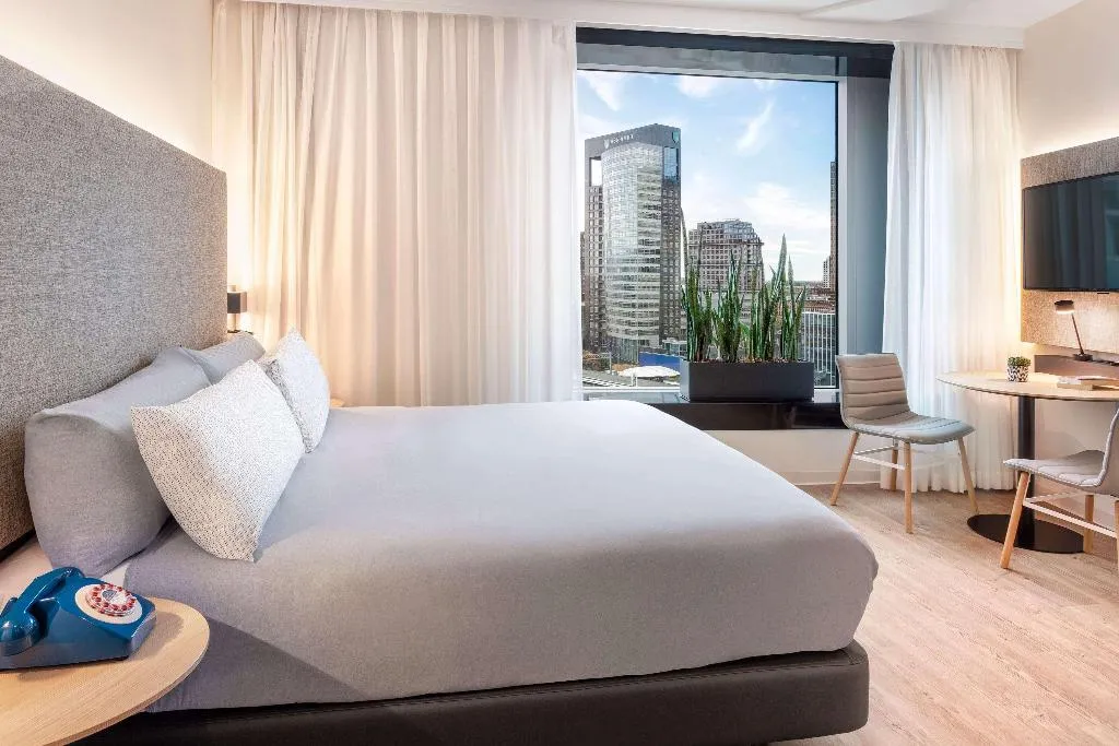 DOUBLE KING SIZE BED Room, Innside by Meliá Amsterdam, Amsterdam