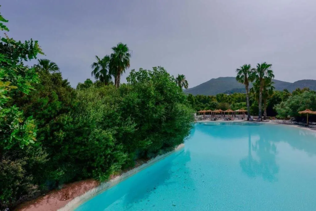 Pool, Il Monastero, Cagliari