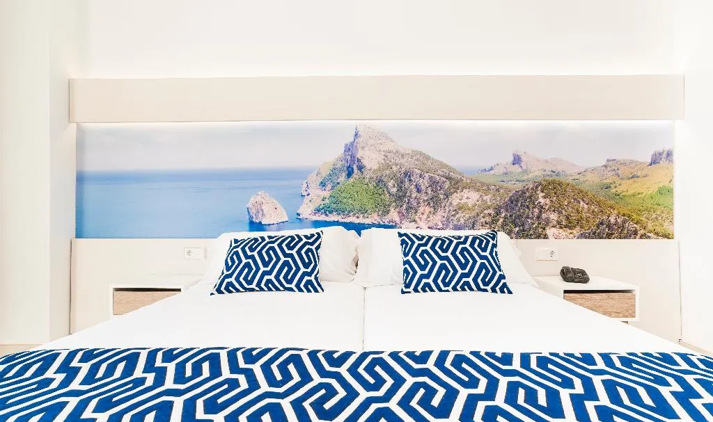 Room, Globales Palmanova, Majorca