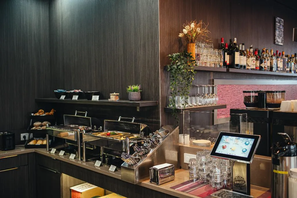 Restaurant, Homaris West Side - Self-Check In, Berlin