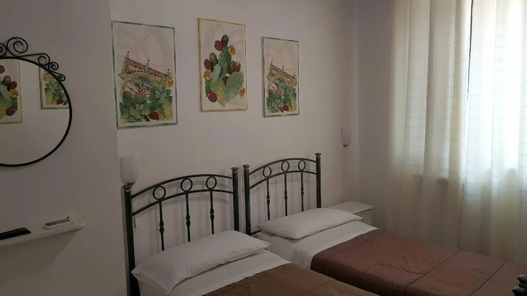 Room, PalermiT'amo, Palermo
