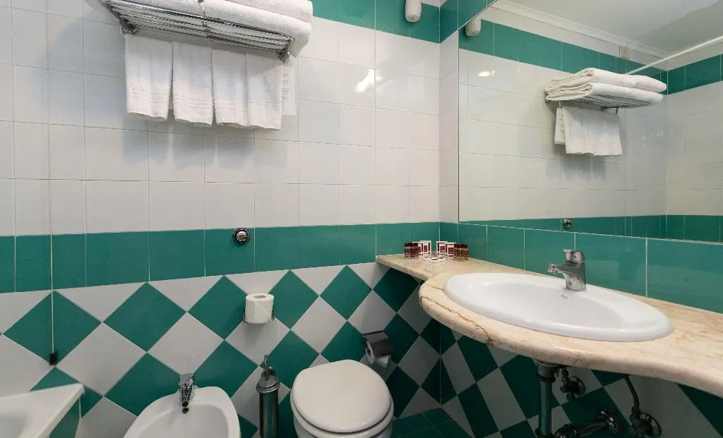 TRIPLE STANDARD Room, Hotel Portamaggiore, Rome