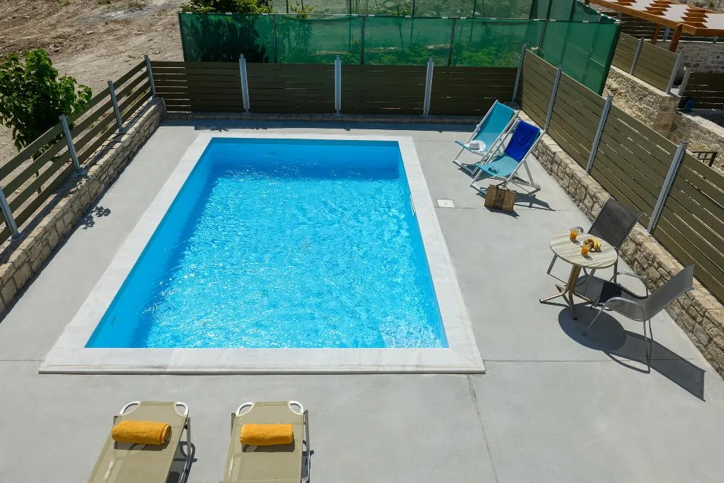 VILLA WITH PRIVATE POOL Room, Orelia Cretan Villas & Deluxe Apartments, Crete