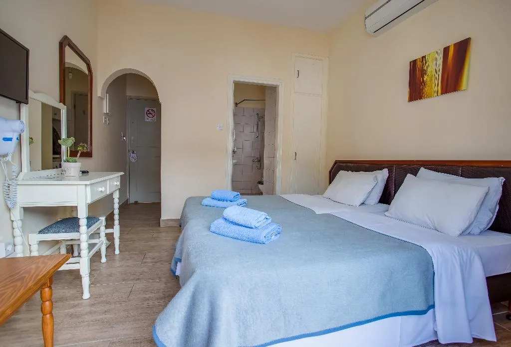 APARTMENT CAPACITY 1 Room, Antonis G Hotel, Cyprus