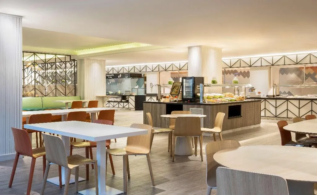 Restaurant, Sol Katmandu Park & Resort, Majorca