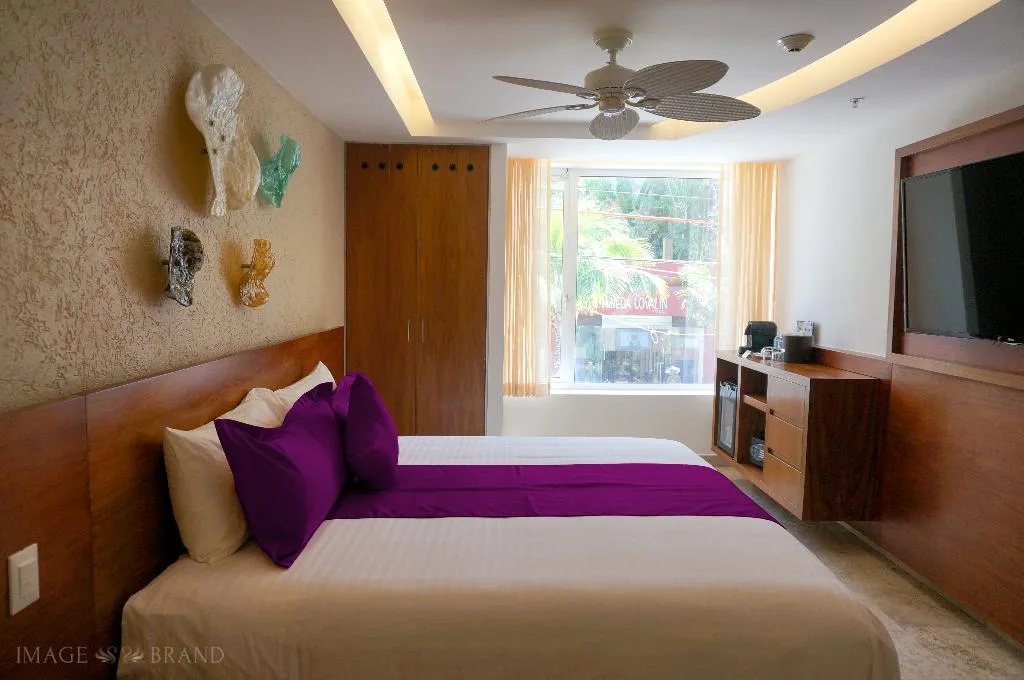 JUNIOR SUITE KING BED WITH JACUZZI Room, Senses Quinta Avenida by Artisan, Playa Del Carmen