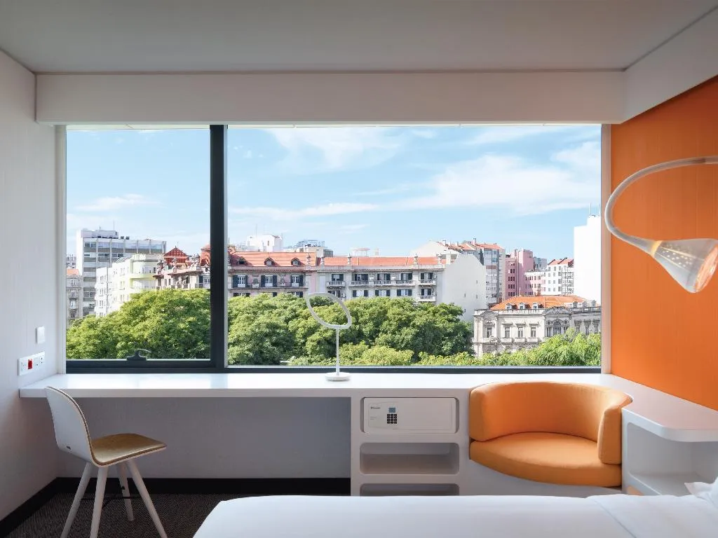 Double or Twin WITH VIEWS Room, Evolution Lisboa Hotel, Lisbon